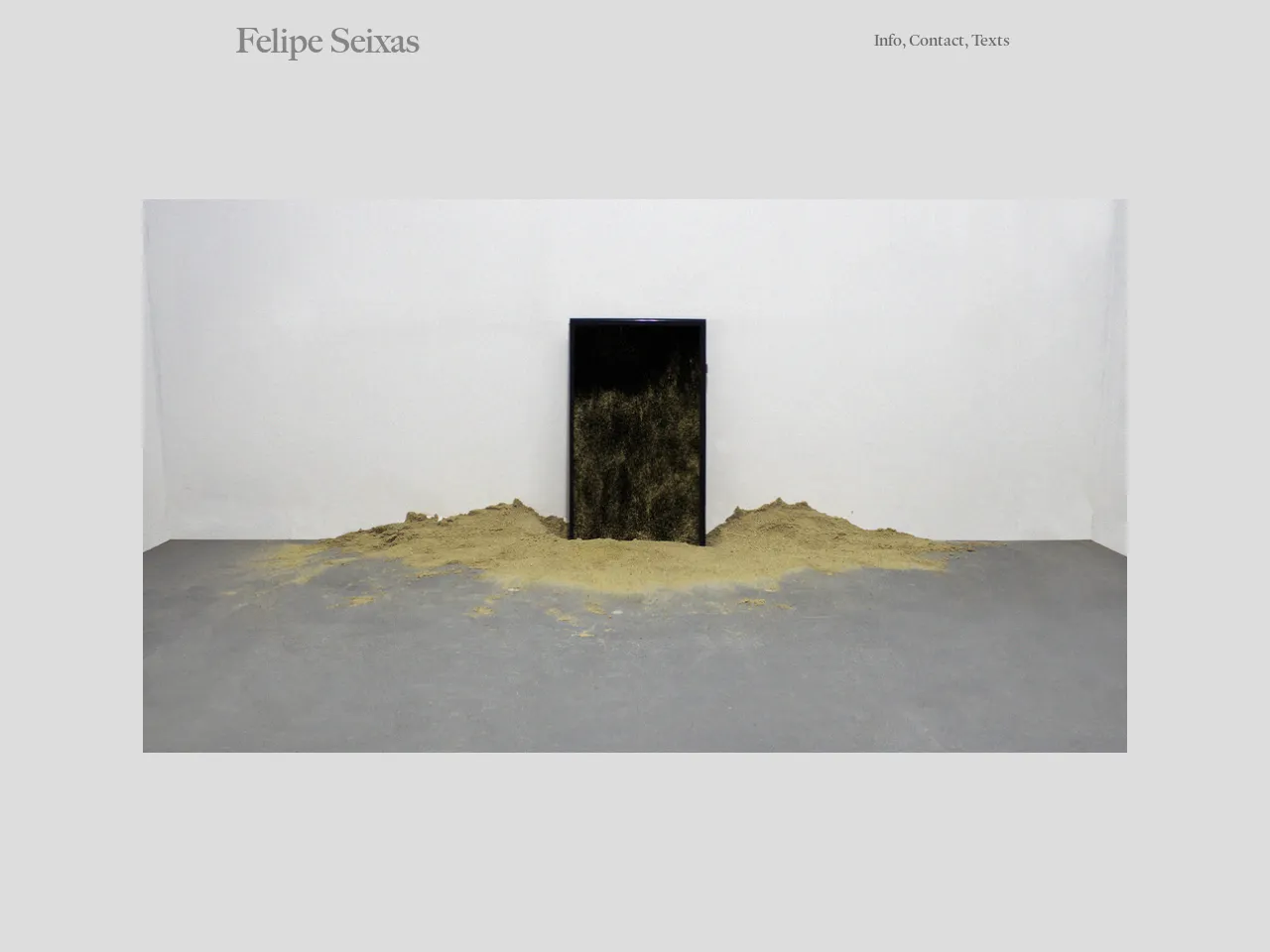 Website of concrete sculptor Felipe Seixas