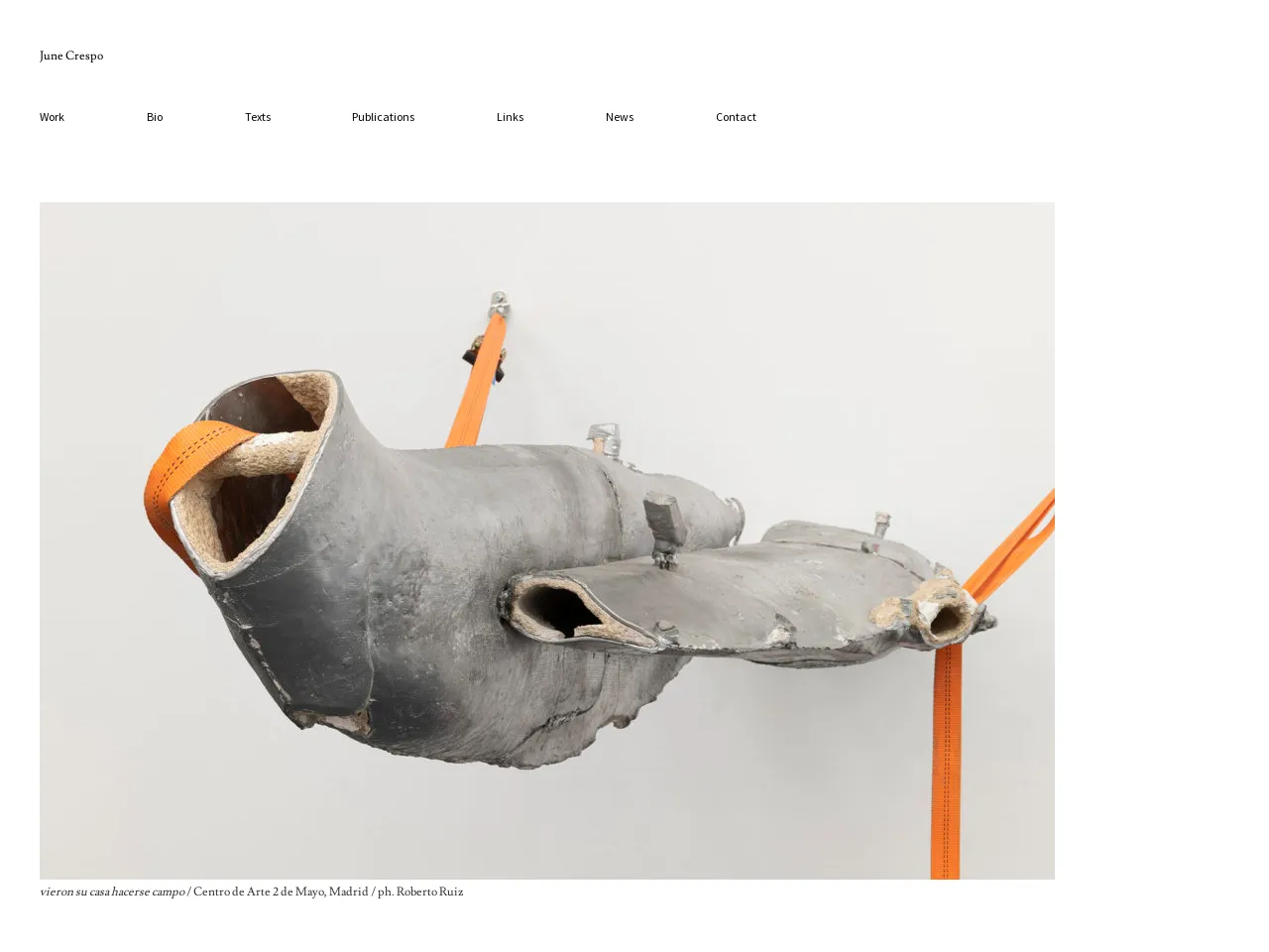 Website of concrete sculptor June Crespo